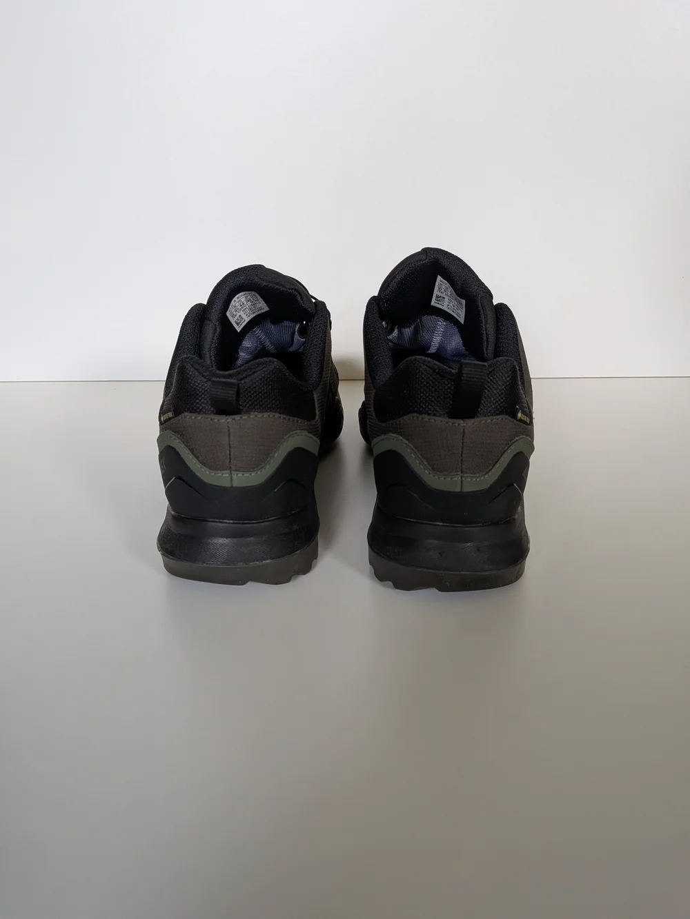 Adidas Terrex Swift R2 Gore-Tex Hiking Sneakers Green And Black Men's 10